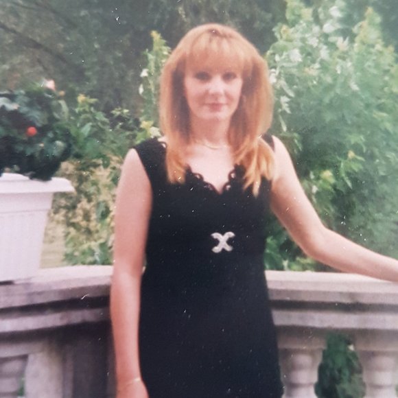 Meet your Posher, Erma - Picture 2 of 2